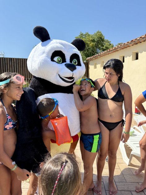 camping frejus avec animations